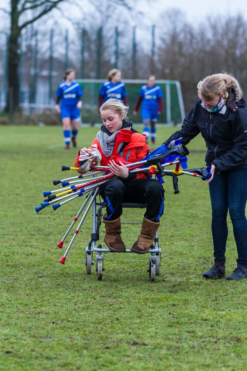 Bild 324 - C-Juniorinnen FSG-BraWie 08 - TuS Tensfeld : Ergebnis: 0:8